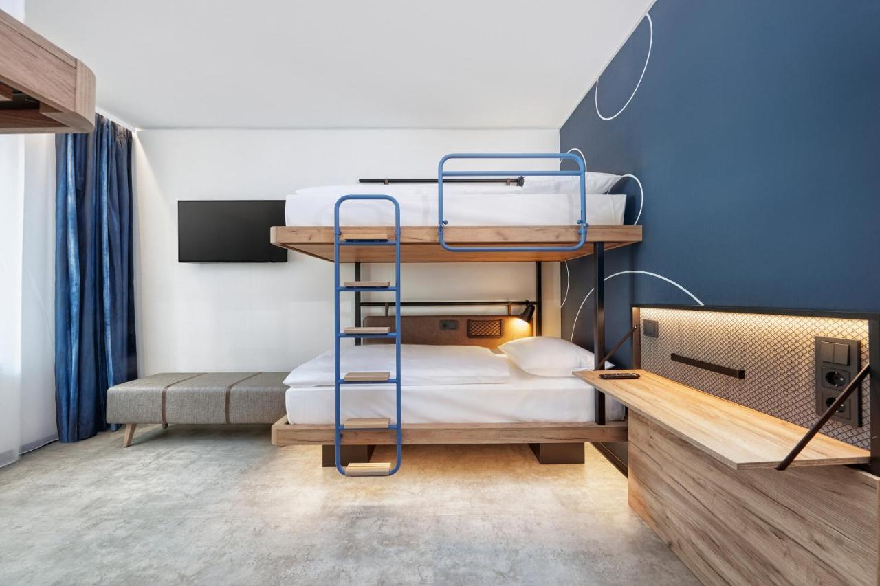 H2 Hotel Duesseldorf City Екстер'єр фото