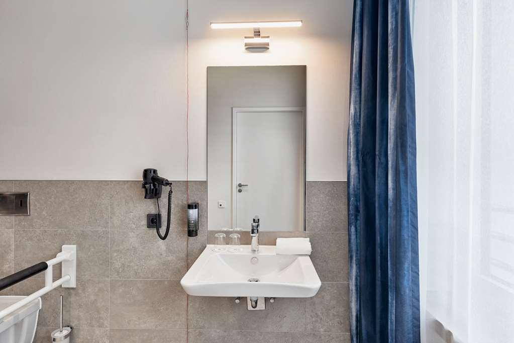 H2 Hotel Duesseldorf City Екстер'єр фото